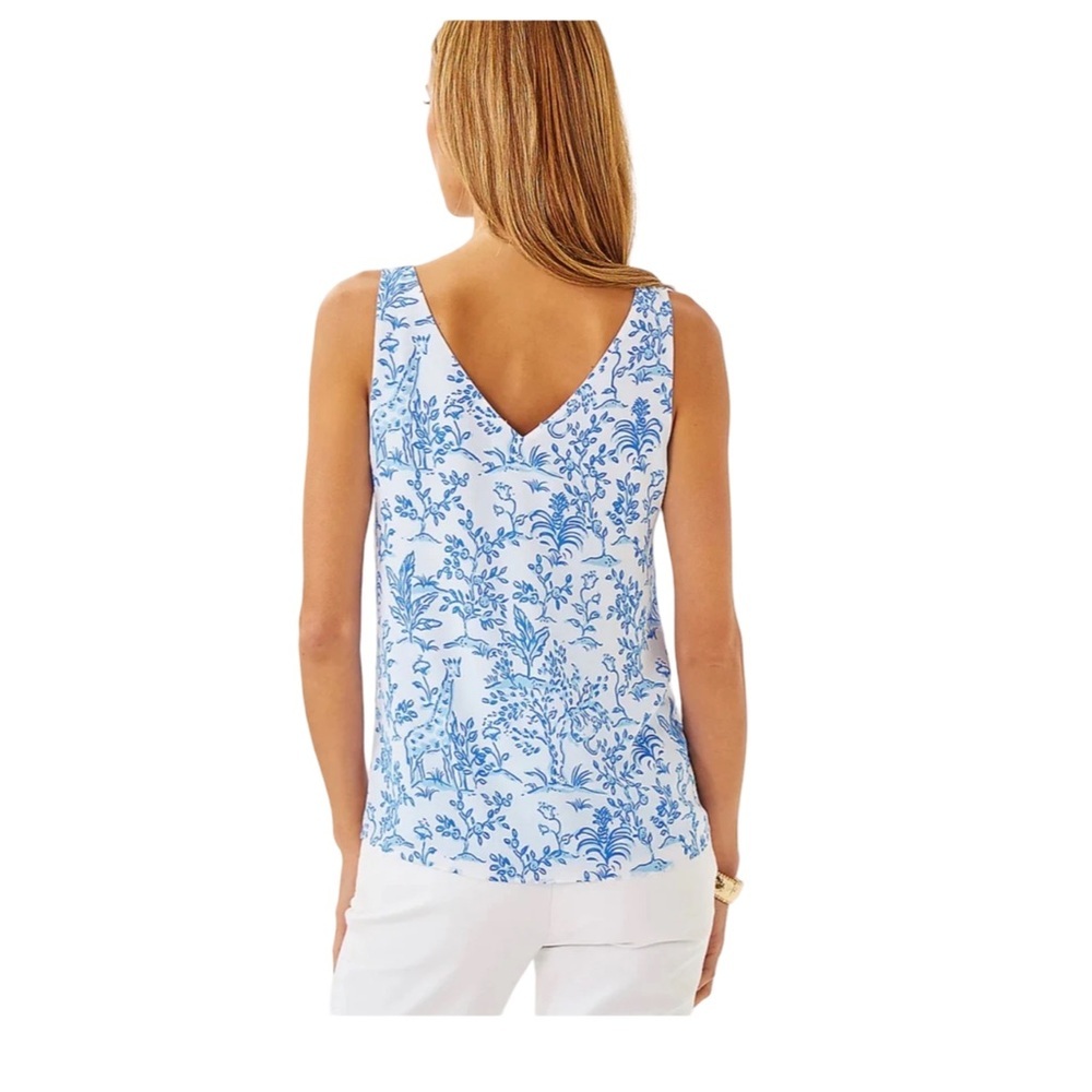 Lilly Pulitzer Florin Straight Hem Tall Tales Top NWT Size XL - Picture 2 of 8